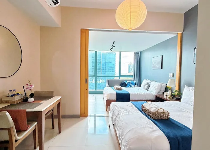 Free Welcome Breakfast, Bgc 1br, 300mbps Fiber, Steps To Mitsukoshi & Uptown, 29k * Manila
