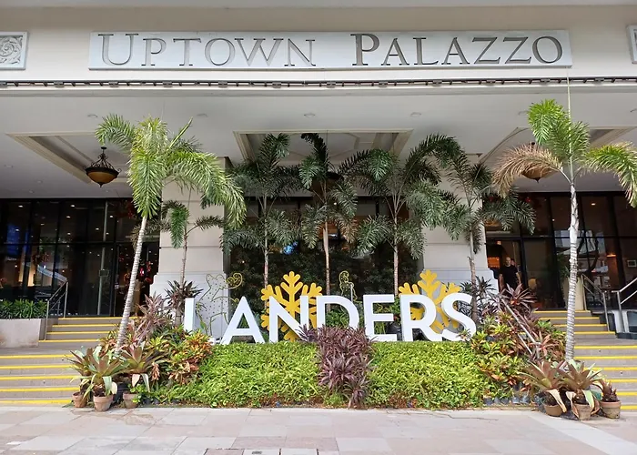 Free Welcome Breakfast, Bgc 1br, 300mbps Fiber, Steps To Mitsukoshi & Uptown, 29k *