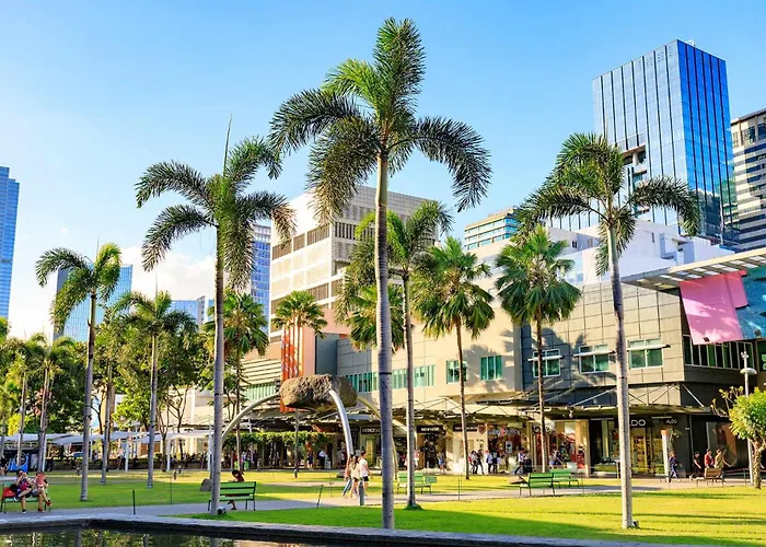 Free Welcome Breakfast, Bgc 1br, 300mbps Fiber, Steps To Mitsukoshi & Uptown, 29k *